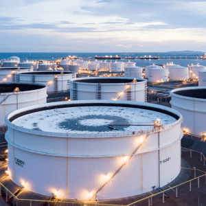 How to Manually Clean Your Fuel Tank with a Fuel Tank Cleaner